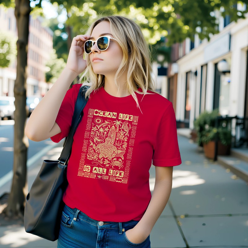 Tropical Ocean & Coastal Life Short Sleeve T‑Shirt